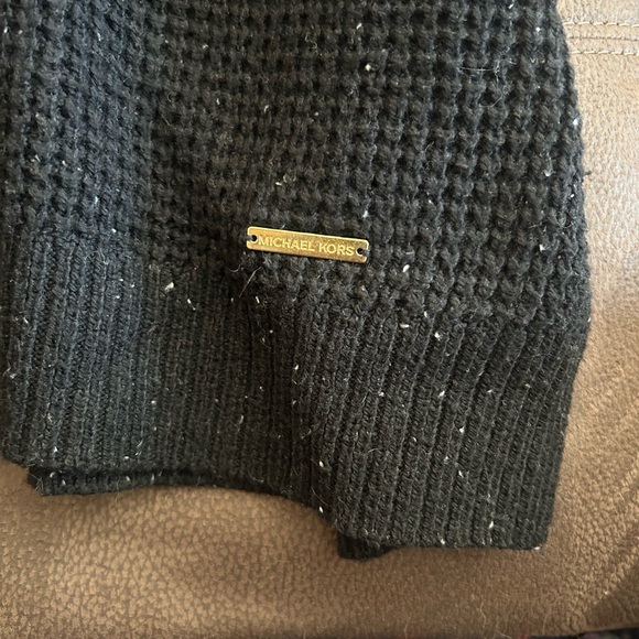 Michael kors turtle neck - Picture 4 of 6